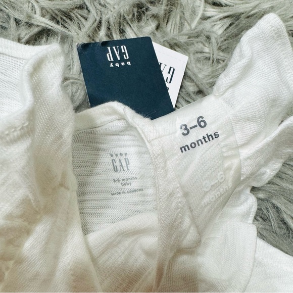 Gap colorful one piece | NWT | - Picture 4 of 7